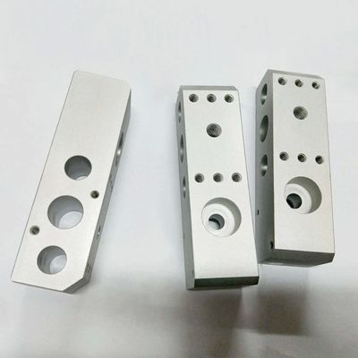 Componente de volante de fundición a presión con proceso de mecanizado CNC y máquina de torneado CNC