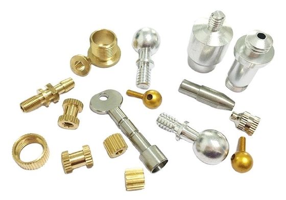 Partes de torneado CNC de aluminio profesional con capacidades de micro mecanizado de latón