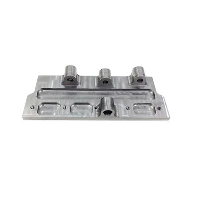 Mecanizado por CNC de latón de aluminio anodizado y de arena
